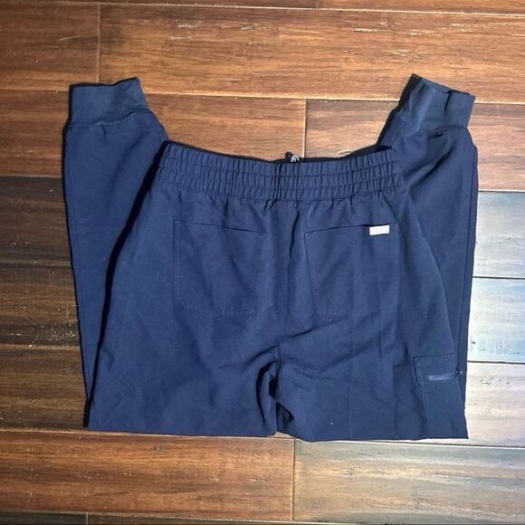 Figs Scrub Pants - Picture 3 of 4